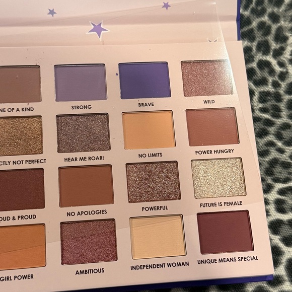 Ciaté London I Am Woman Palette Volume 2 Eyeshadow 24 Shades NWT - Picture 7 of 11